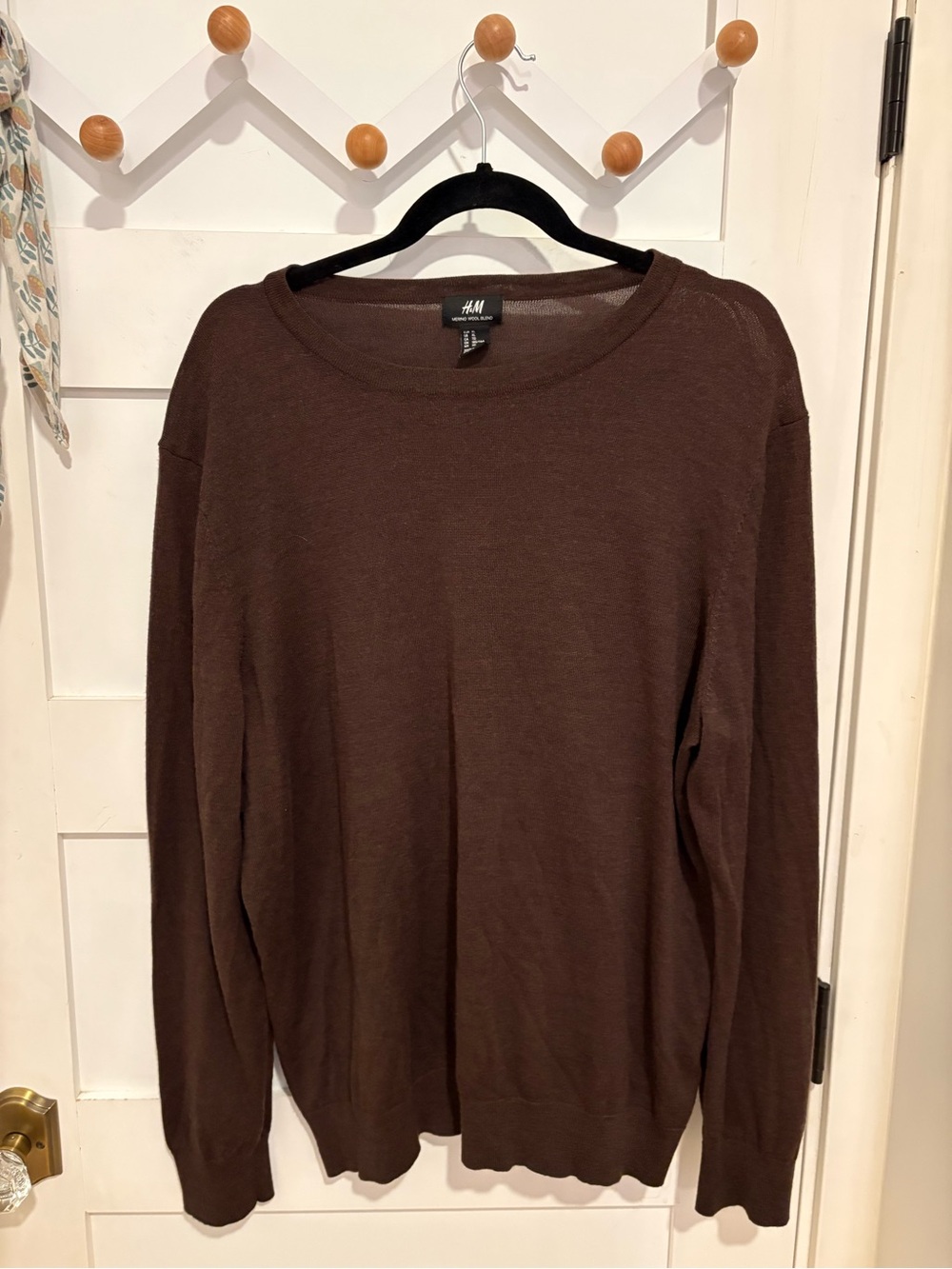 EUC H&M 100% Merino Wool Crewneck Sweater in Dark Brown